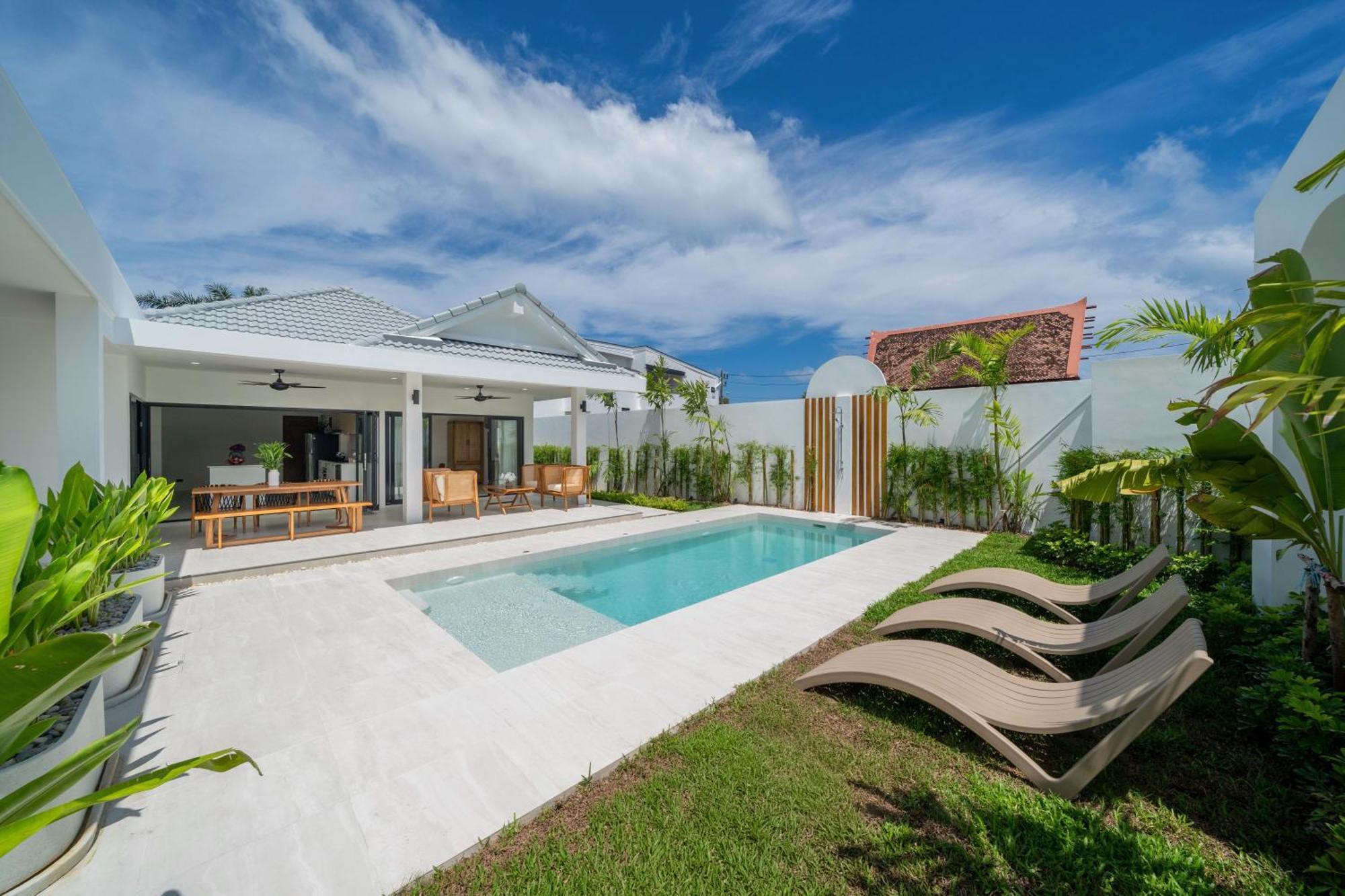 Brand New 4Br Balinese Style Pool Villa Kaia Just 5 Min Drive From Naiharn Beach Rawai Kültér fotó